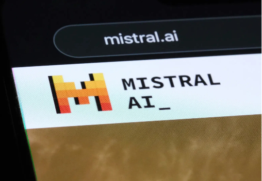 Mistral与法新社签署协议：为Le Chat提供最新答案